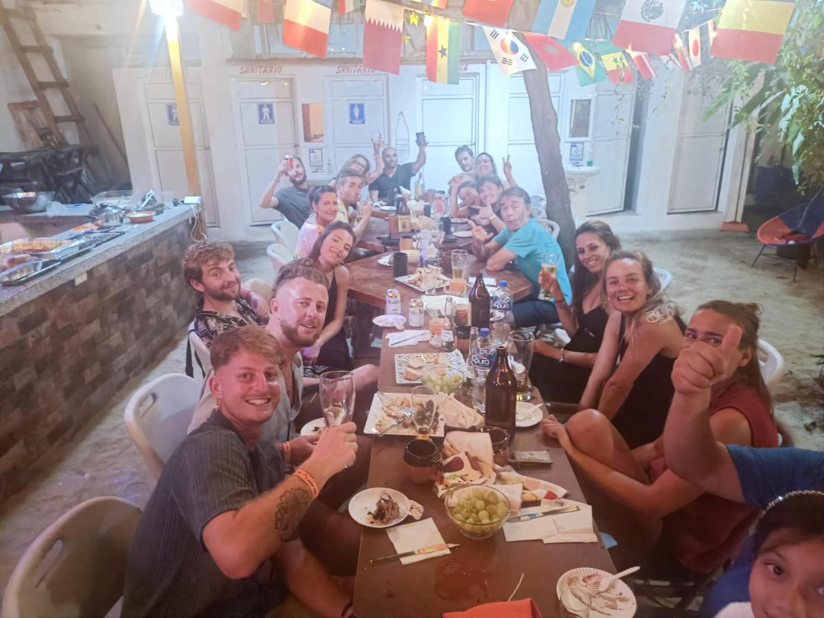 Hostel Cafe El Pescador Пуэрто-Эскондидо Экстерьер фото