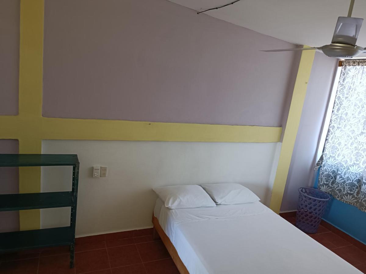 Hostel Cafe El Pescador Пуэрто-Эскондидо Экстерьер фото